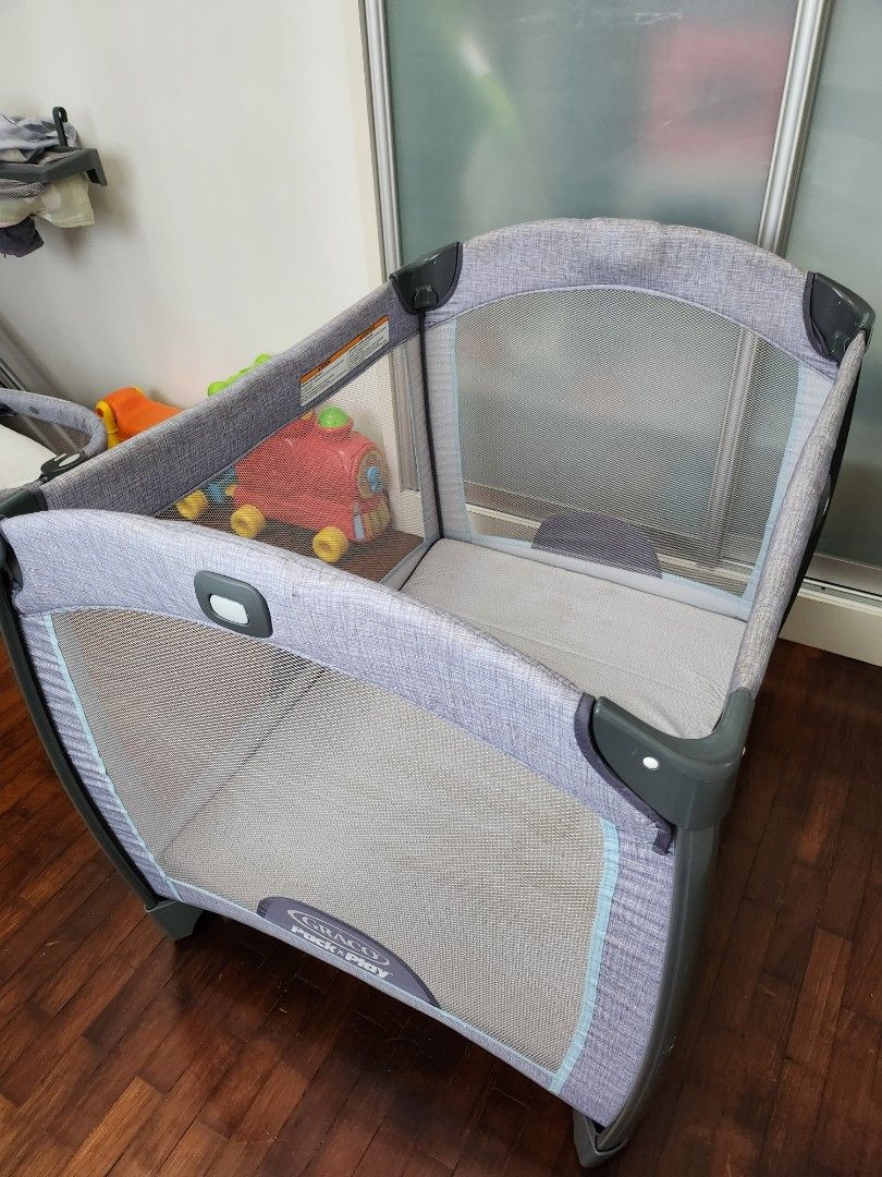 Graco pack n play travel cot and bassinet, Babies & Kids, Baby Nursery ...