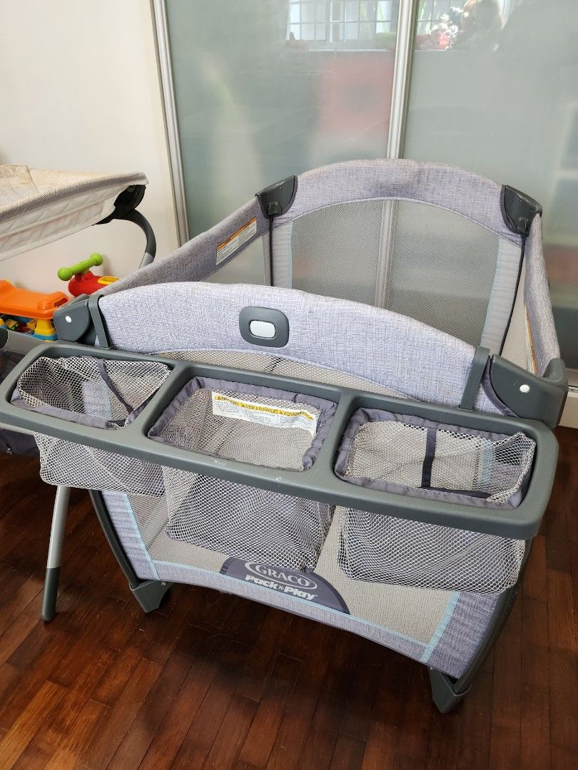 Graco pack n play travel cot and Babies & Kids, Baby Nursery