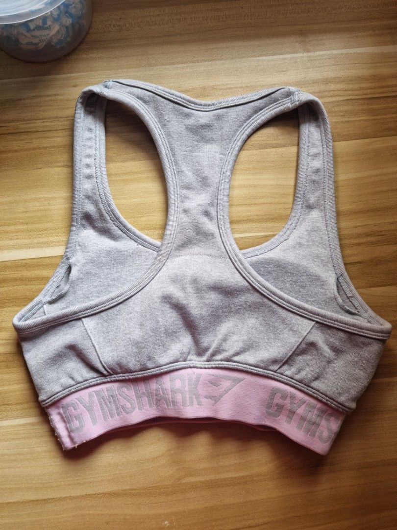 Gymshark Flex Sports bra (Category: Activewear) located in Caloocan City. Submitted by jas_7 (Listing ID 1227927680, Image 2). Description: Size: S.