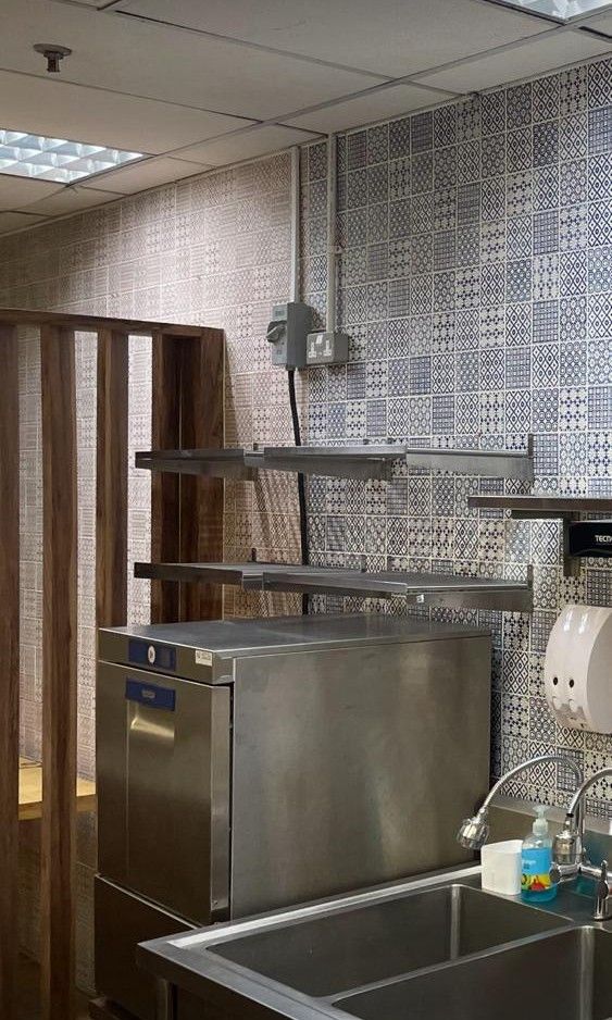 Hobart dishwasher, TV & Home Appliances, Kitchen Appliances, Dishwasher