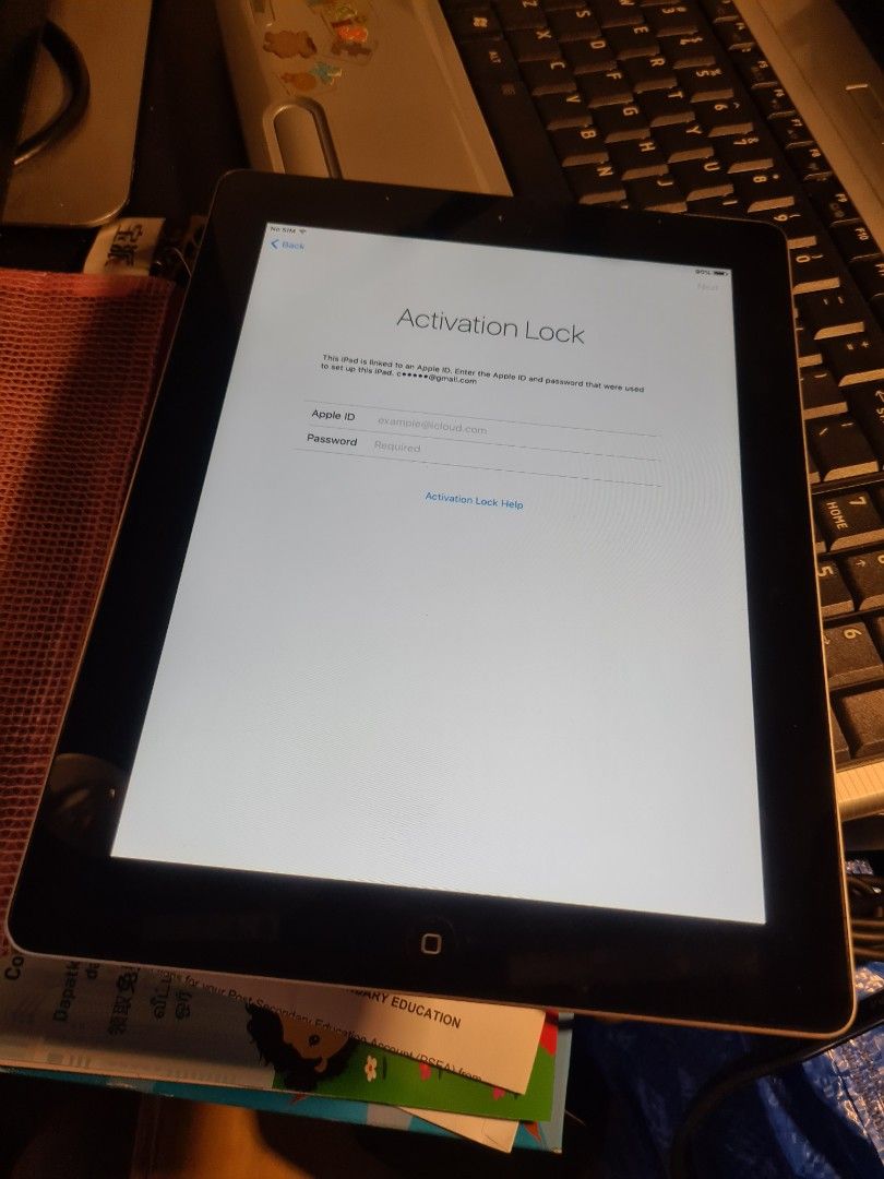 ICloud locked ipad 2 16gb 3g tablet, Mobile Phones & Gadgets, Tablets