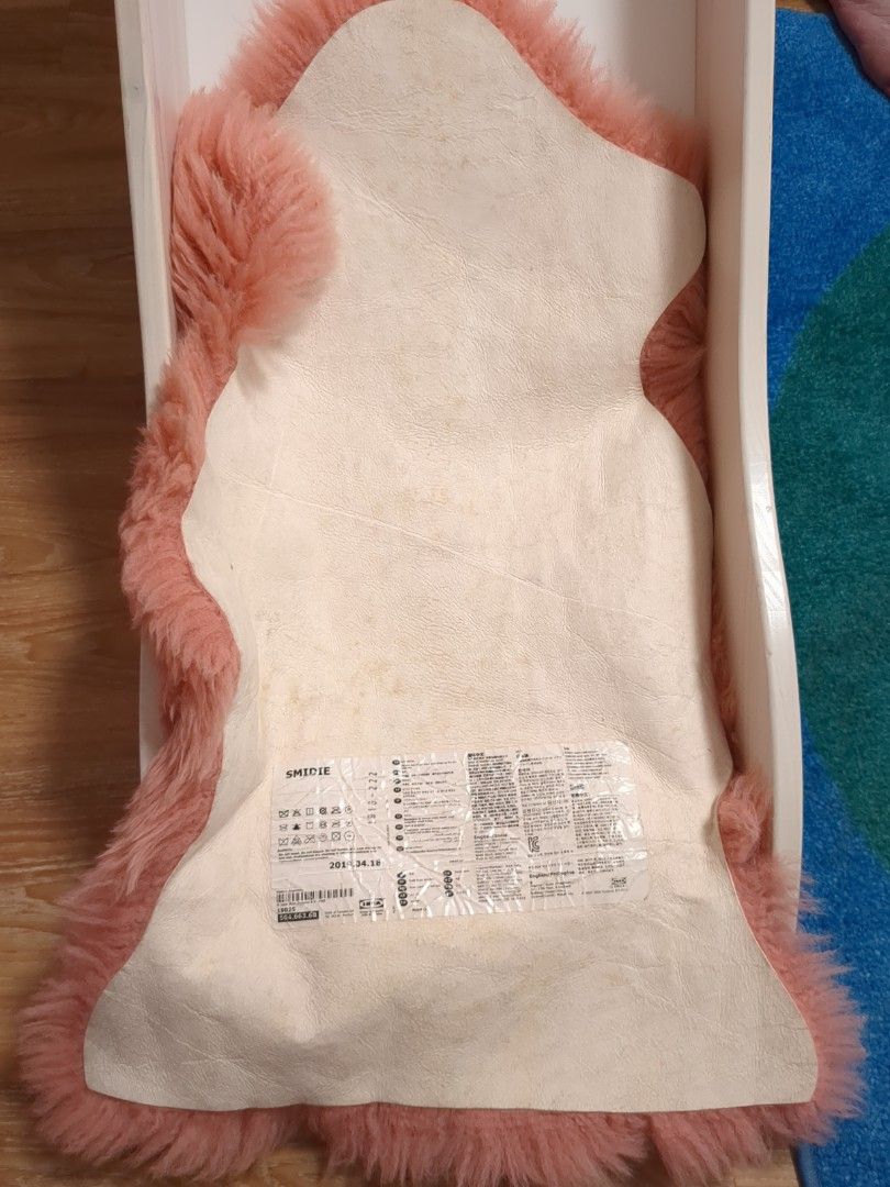 Ikea pink fur rug, Furniture & Home Living, Home Decor, Carpets, Mats