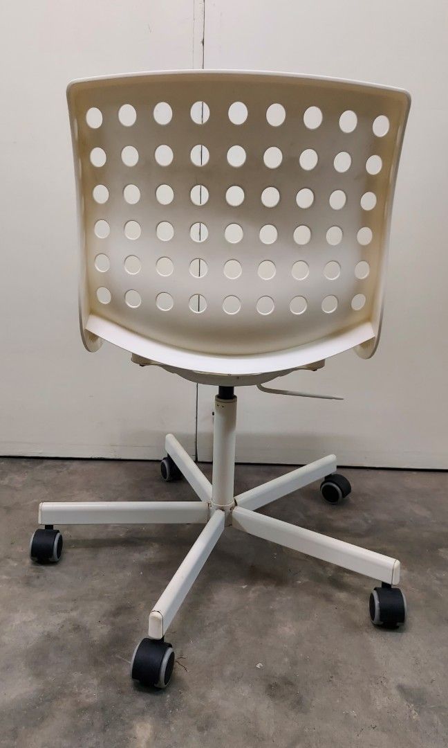 Ikea SKÅLBERG / SPORREN Swivel chair, white 14202.81120.610 