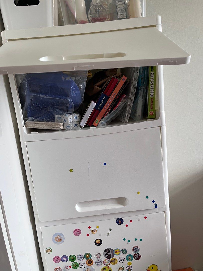 Jiji.sg shelf from Lazada, Furniture & Home Living, Furniture, Shelves