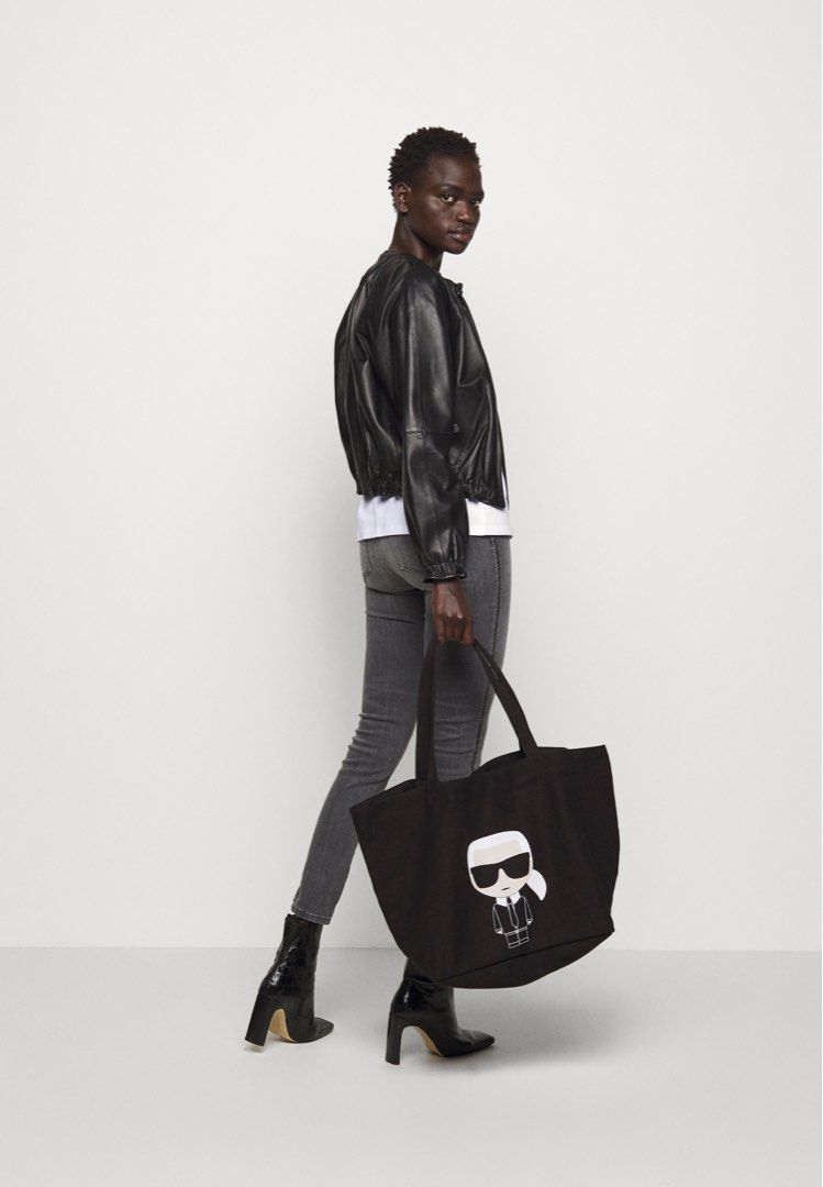 Karl lagerfeld hotsell ikonik canvas bag