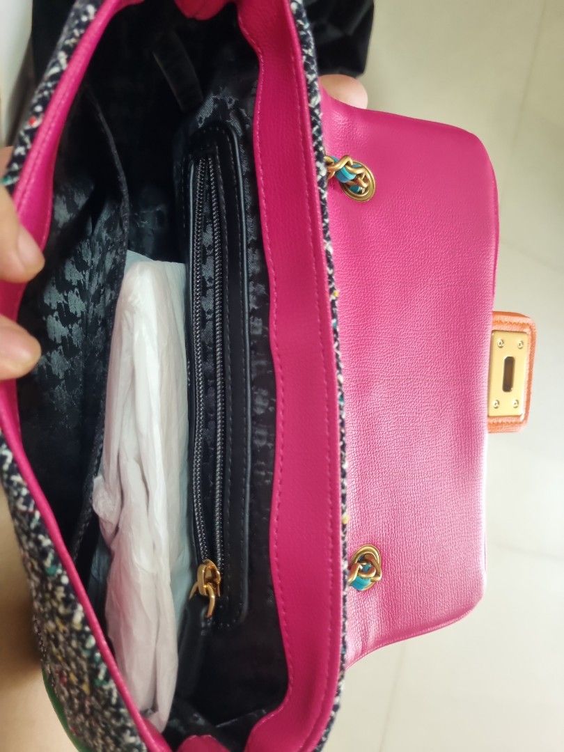 Karl lagerfeld tweed crossbody bag, Women's Fashion, Bags & Wallets