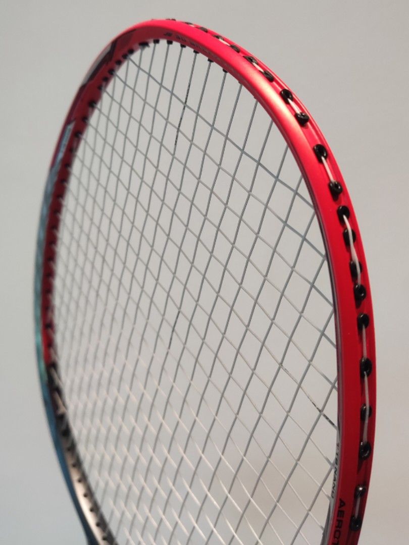 Lining N90 IV, Sports Equipment, Sports & Games, Racket & Ball Sports