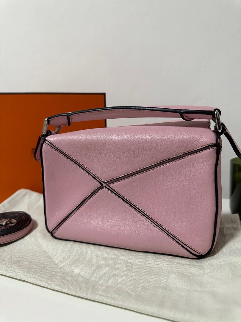 Loewe puzzle hotsell icy pink
