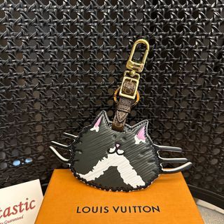 Rank B] LOUIS VUITTON LV M67142 Cube Dice Silver Bag Charm JAPAN [Used]