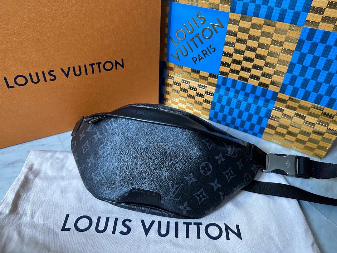 Louis Vuitton Discovery Bambag PM Body Bag Black P13038 – NUIR VINTAGE