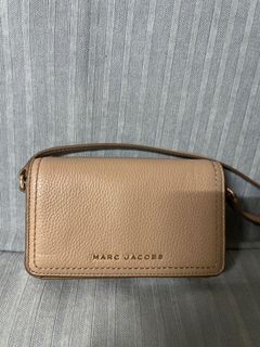 （分類：）位於 。 由 yy49882 提交（商品編號 1228032446，圖片 1）。簡介： 。