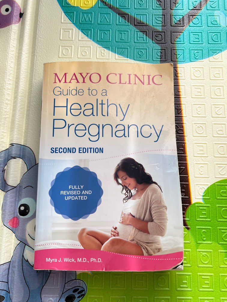 Mayo Clinic Guide to a Healthy Pregnancy, Hobbies & Toys, Books