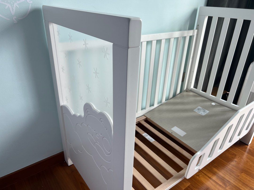 Micuna Dolce Luce LED Starry Night baby and toddler cot, bed and crib