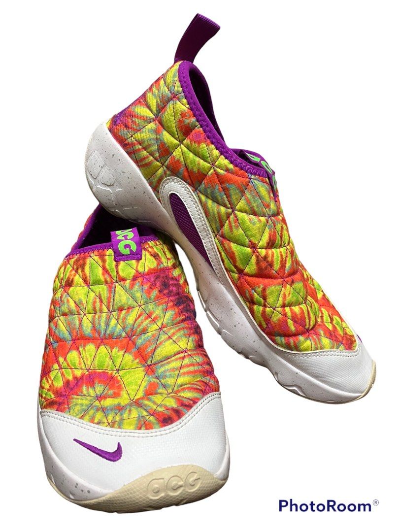 acg moc 3.0 tie dye on feet