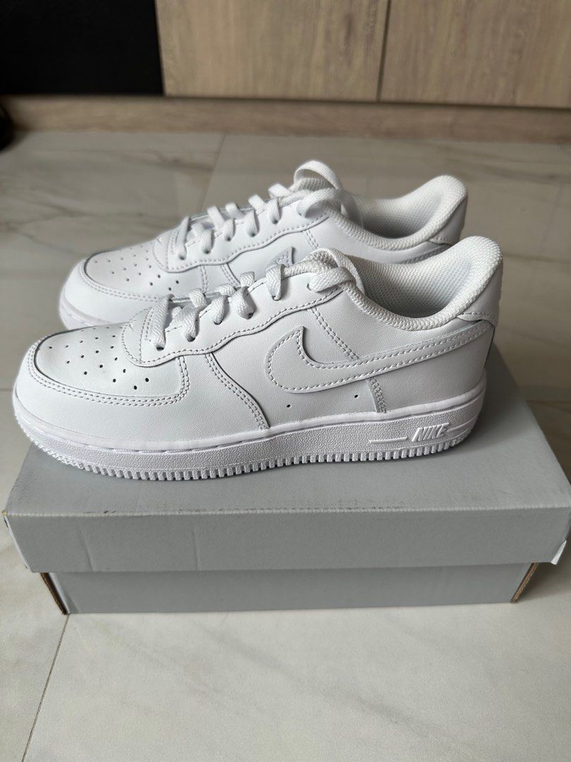 Air force 1 kids on sale size 4