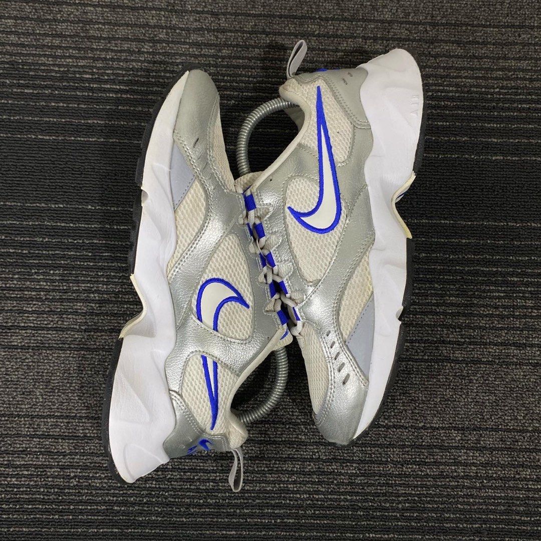 wmns nike air heights