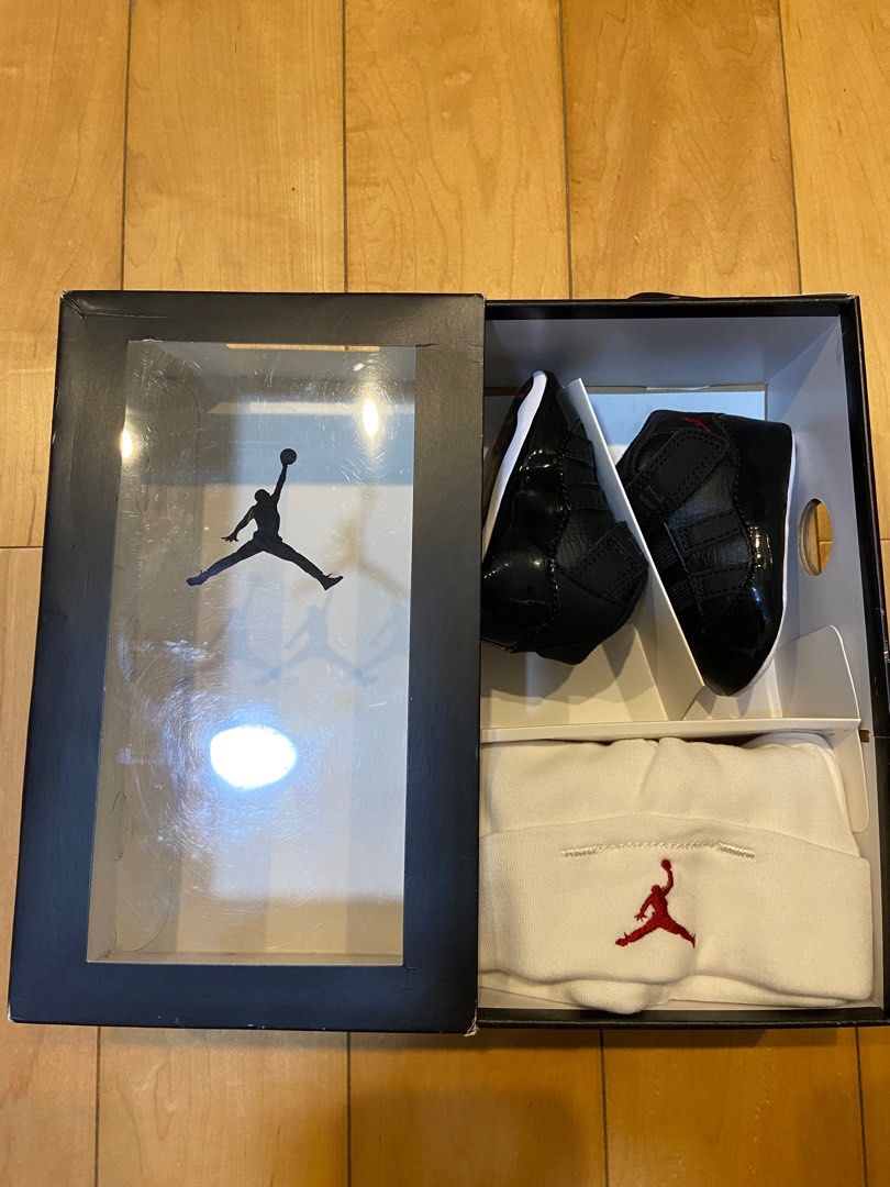 Jordan infant gift pack top