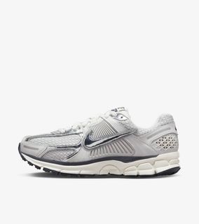 Nike Zoom  Vomero 5 白銀 女鞋