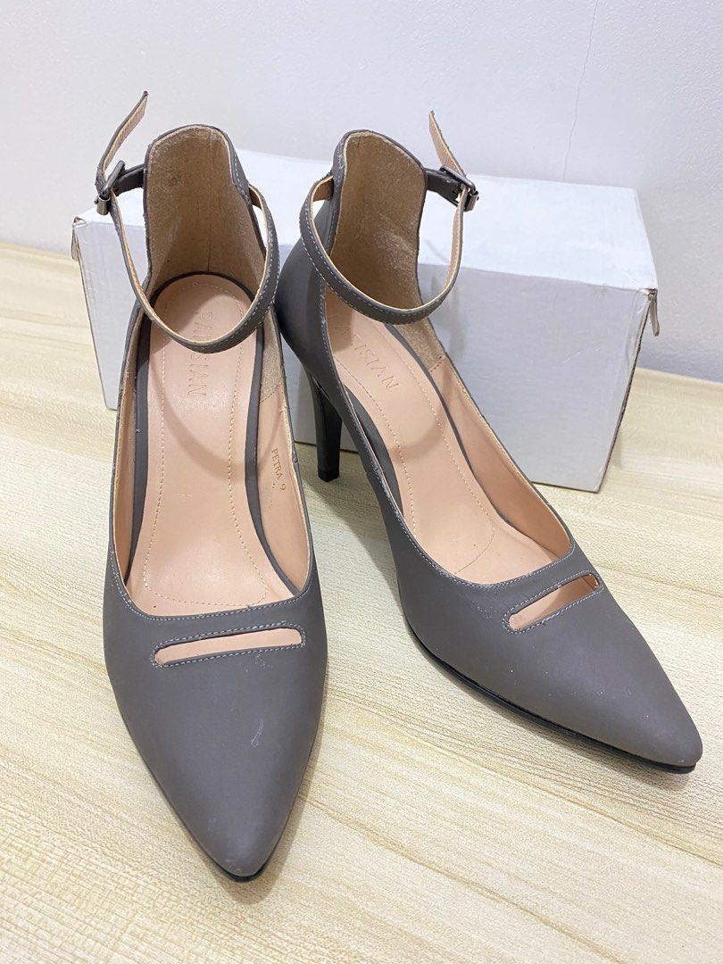 Parisian pointed 2024 heels