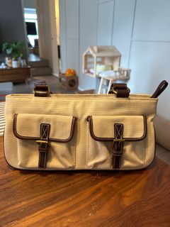 （分類：）位於 。 由 stephforthree 提交（商品編號 1227937138，圖片 1）。簡介： 。