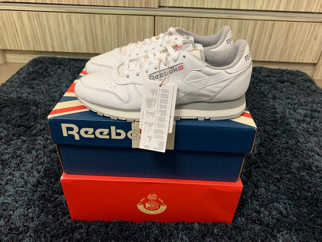 Reebok classic store year