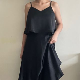 Ruffled Silk Black Midi Dress