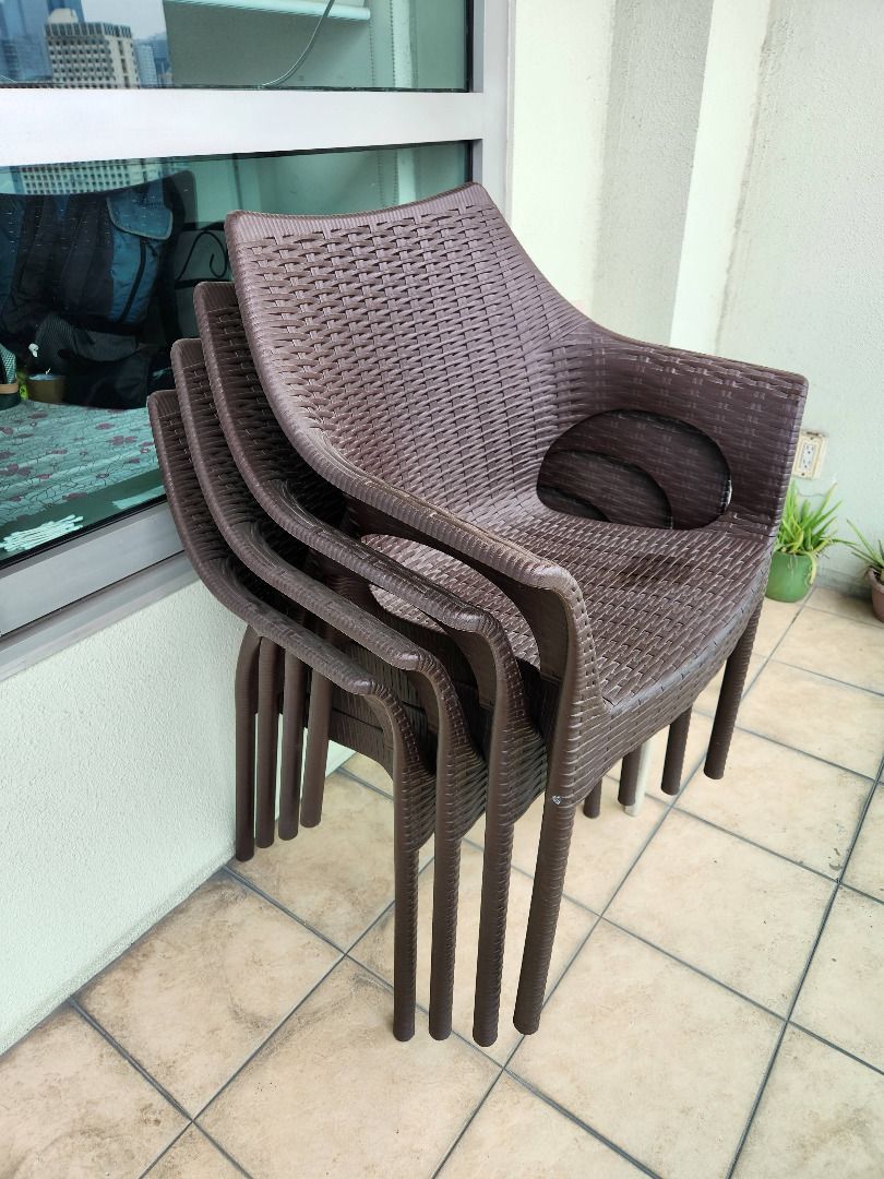 RUSH Uratex chairs 4 Belleza Armchair 2 Brooklyn Total 6 chairs
