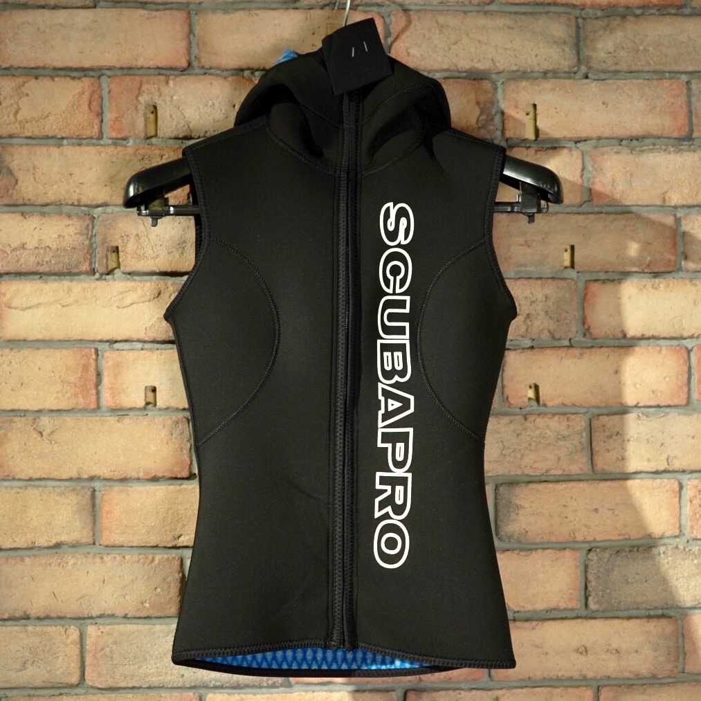 Scubapro Everflex hooded vest w font zip 3mm WS Carousell