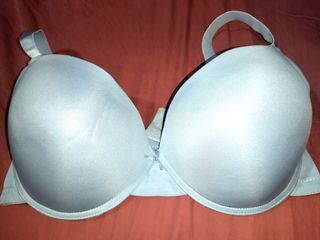 (Category: ) located in . Submitted by jollyjade (Listing ID 1227974447, Image 1). Description: .