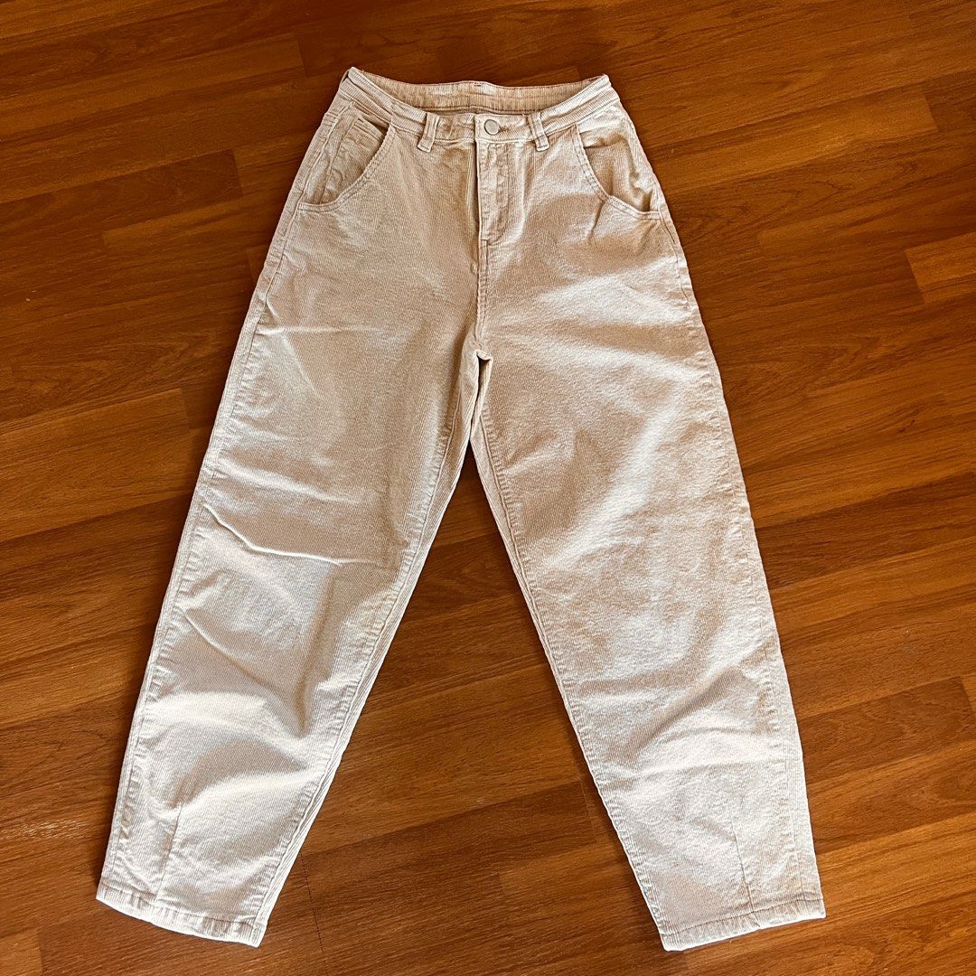 Sheing cream corduroy pants, Women's Fashion, Bottoms, Jeans on Carousell