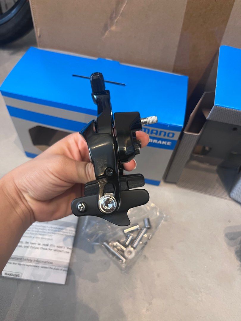 Shimano r7000 caliper brakes, Sports Equipment, Bicycles & Parts, Parts