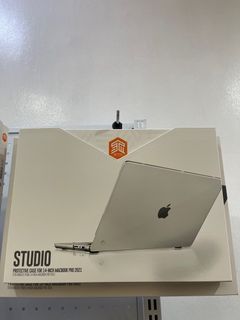 STM Studio Case Macbook Pro 14” 2021