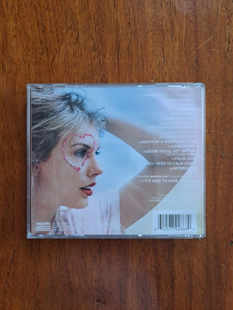 Taylor Swift - Lover (Category: CDs & DVDs) located in San Agustin. Submitted by renzggabriel (Listing ID 1228017563, Image 3). Description: ⚠️Fixed Price ⚠️Strictly No Refund MOP: Bank Transfer (BDO)💳 MOD: LBC 🚚 RFS🔖: Decluterring Extra Copies (From A Friend).