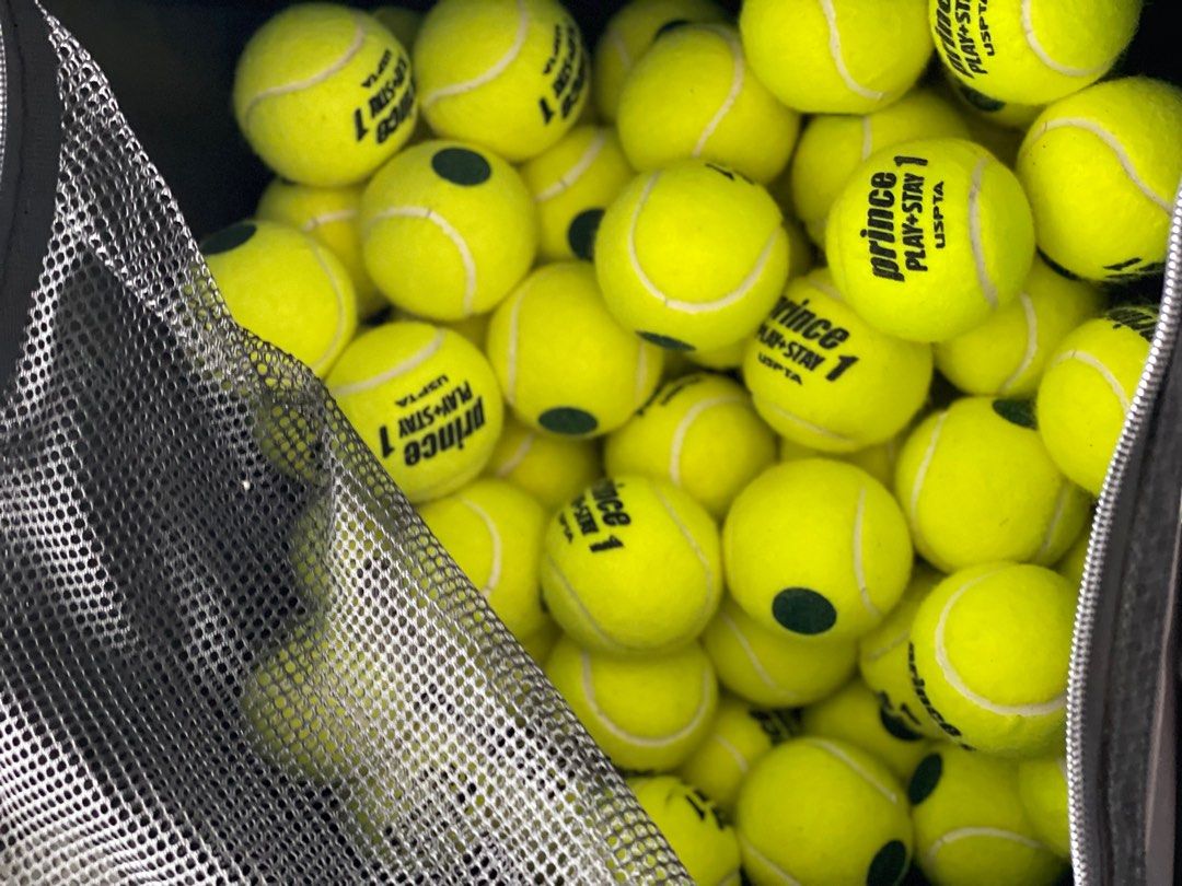 Tennis Ball Basket W/ Wheels, Sports Equipment, Other Sports Equipment