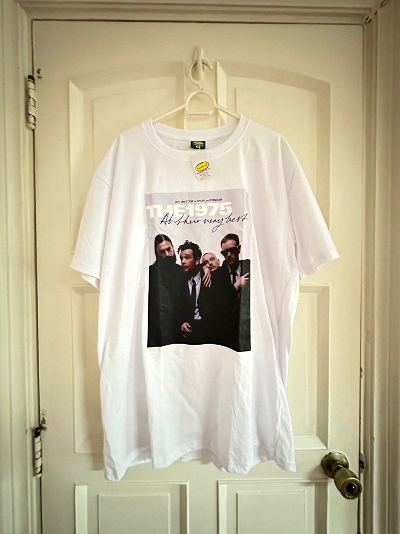 The 1975 Tour Shirt Merch (FANMADE), Women's Fashion, Tops, Shirts on