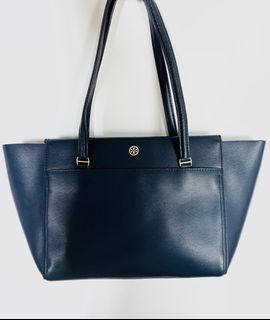 （分類：）位於 。 由 MT216 提交（商品編號 1227918445，圖片 1）。簡介： 。
