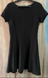 Uniqlo Fit and Flare Black Dress