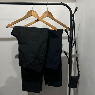 Uniqlo Ultra Stretch Ankle Pants