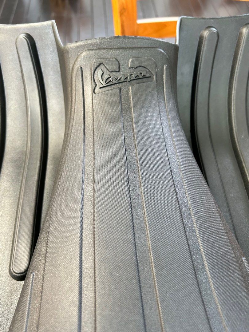 Original Vespa GTS floor mat, Motorcycles, Motorcycle Accessories on ...