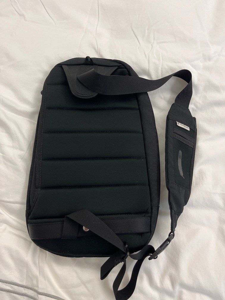 Altmont professional 2025 tablet sling