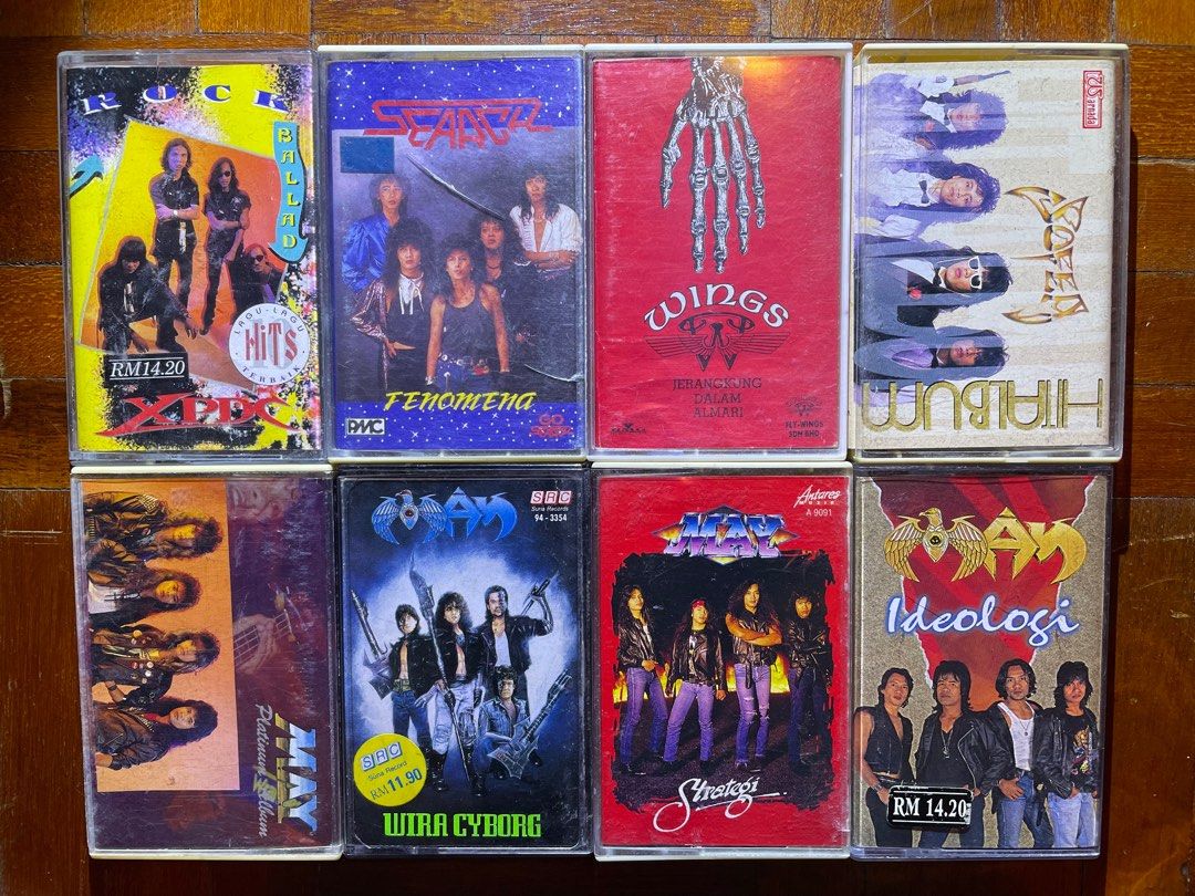 Wings Jerangkung Dalam Almari (1991) Kaset, Hobbies & Toys, Music