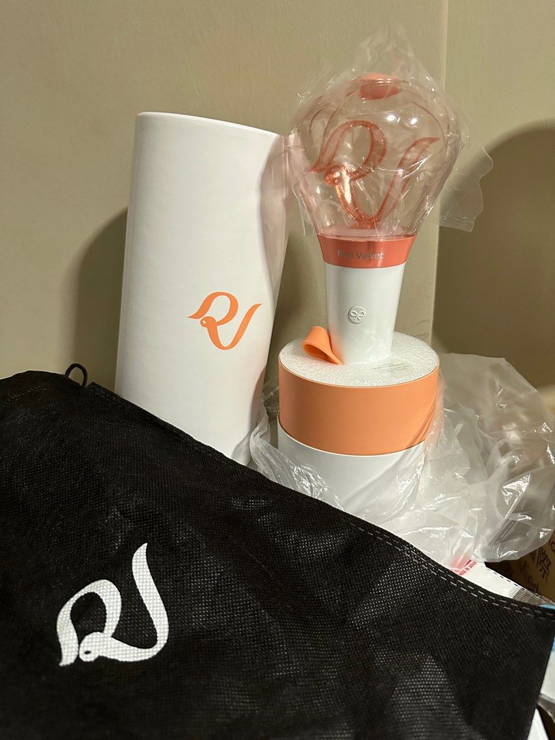 WTS Red Velvet lightstick, Hobbies & Toys, Memorabilia & Collectibles ...