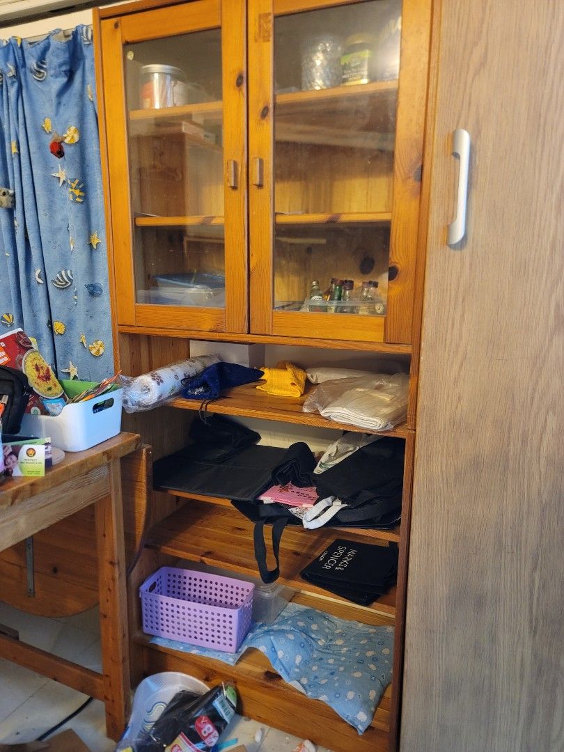 *2nd hand* CLASSY IKEA CUPBOARD 70W 37D 160H, 傢俬＆家居, 傢俬, 書櫃、櫃子及架