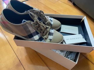 （分類：）位於 。 由 irenekrstore 提交（商品編號 1228132452，圖片 1）。簡介： 。