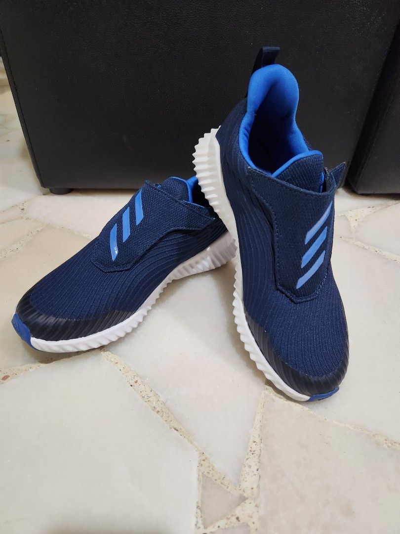 Adidas boys discount cloudfoam shoes