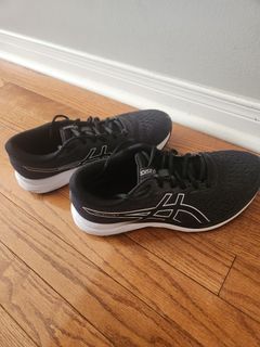 Asics shoes for boys size 7
