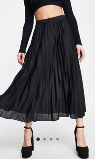 (Category: ) located in . Submitted by 1mpulsiveshopperzz (Listing ID 1228049471, Image 1). Description: .