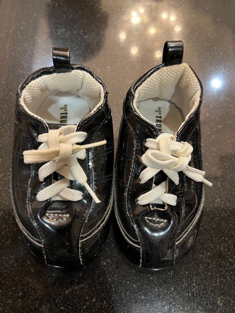 Trumpette shoes top