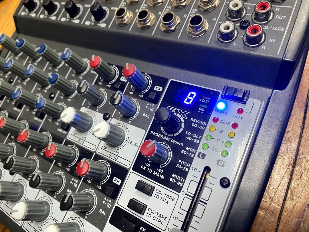 Behringer Xenyx 1202FX Mixer, Hobbies & Toys, Music & Media, Music