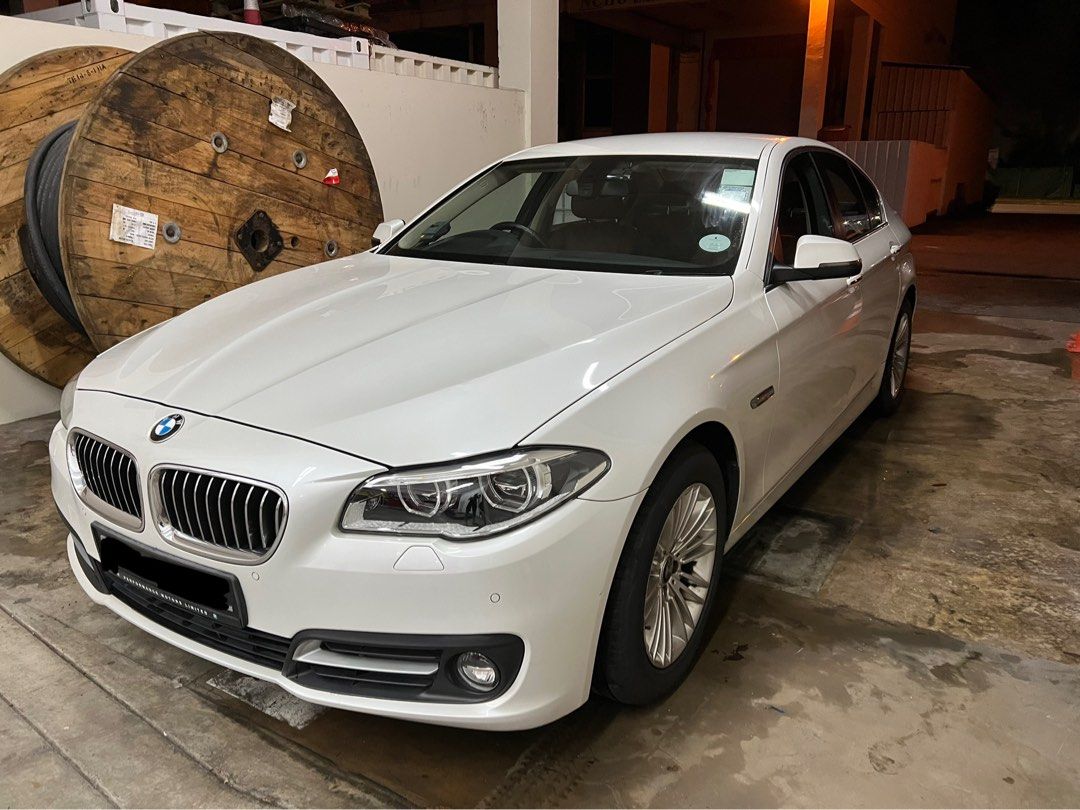BMW 5 Series Sedan 520i (A) (Category: Used Cars) located in Singapore. Submitted by tom_168 (Listing ID 1228070739, Image 3). Description: Direct owner car Front and back reverse camera Upgrade android display Low mileage and less drive park under shade due to frequent overseas travel 17 inch new tyre. Original paint tip top condition .